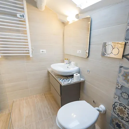 Deluxe Attic For 2, With Amazing Terrace And Poweful Wi-fi - Very Near The Metro, Position, Very Well Connected To Train Stations And Malpensa, Linate And Begramo Airports * Milano